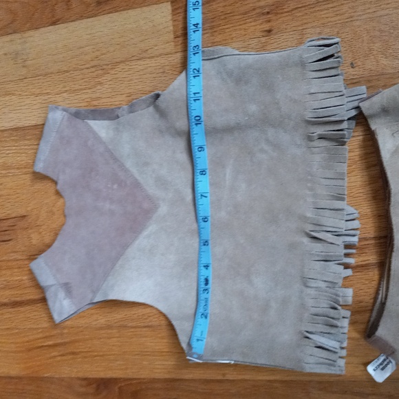 Girls Tan and Brown, Weathered Look, Leather with Fringe, VintageCowGirl Costume - Picture 8 of 16